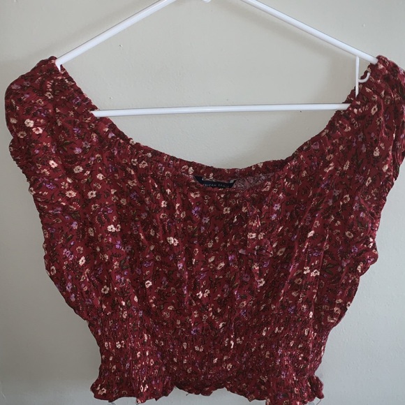 AMERICAN EAGLE OFF THE SHOULDER FLORAL SHIRT - Picture 2 of 3